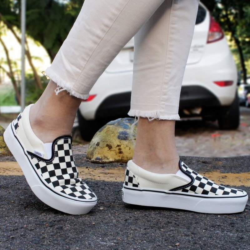 VANS SLIP ON PLATAFORMA CHECKERBOARD