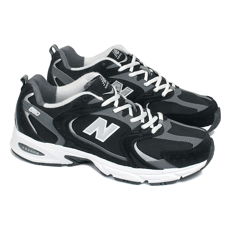 NEW BALANCE 530 PRETO